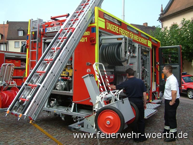 2009.09.20 Kreisfeuerwehrtag Fahrzeugausstellung 004.jpg